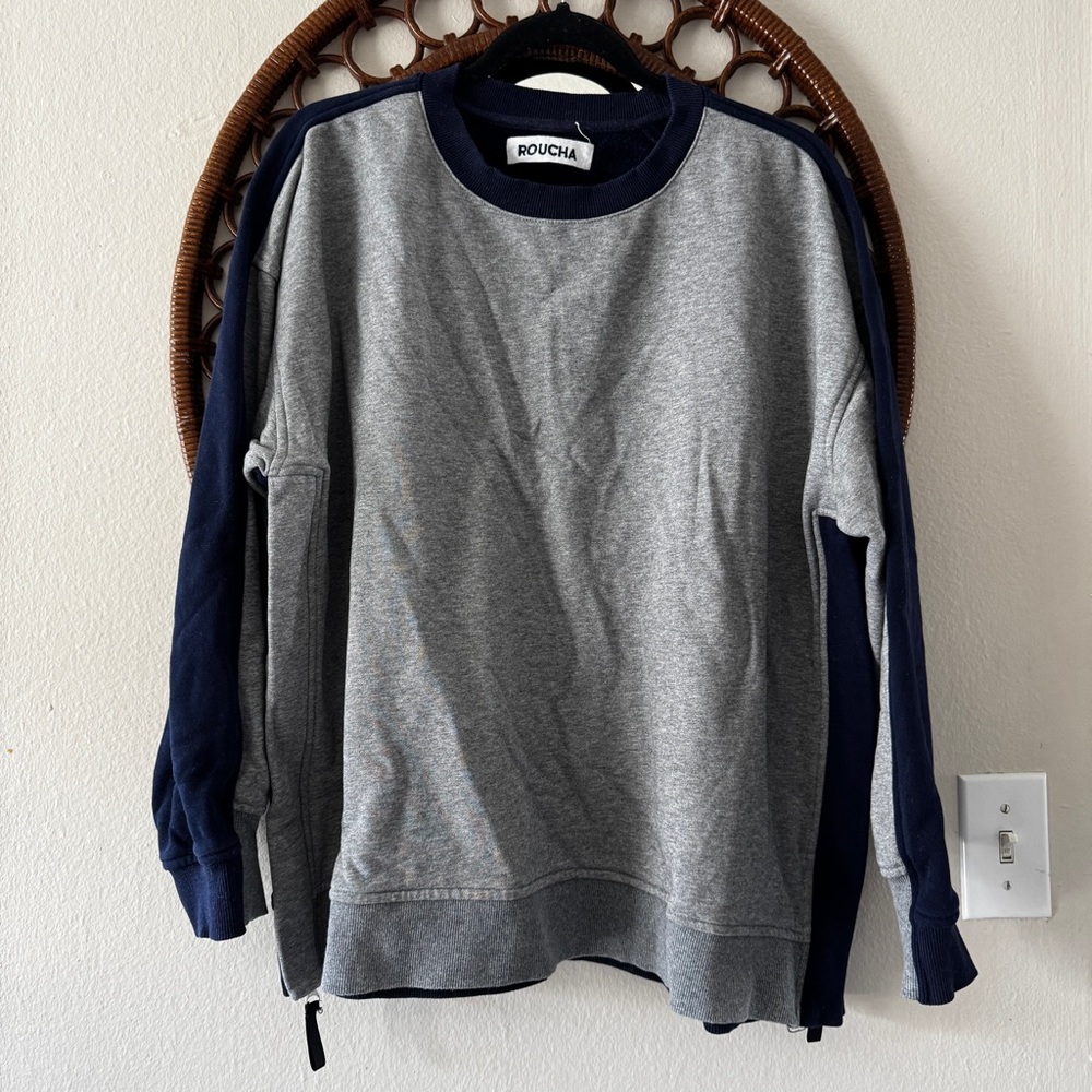 Roucha crewneck color block sweater gray navy blue size L side zipper